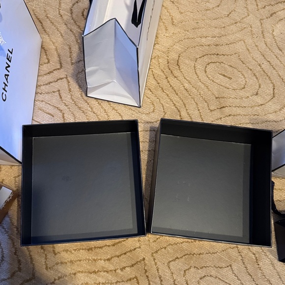 Chanel White Box with Black Accents - Picture 15 of 16